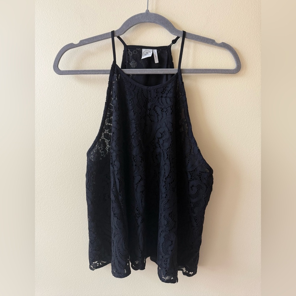 Paper‎ Crane Lace Top